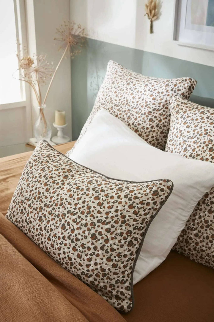 Coussin déhoussable avec passepoil 40 x 60 cm Gaze de coton imprimée LÉONIE by L'effet papillon