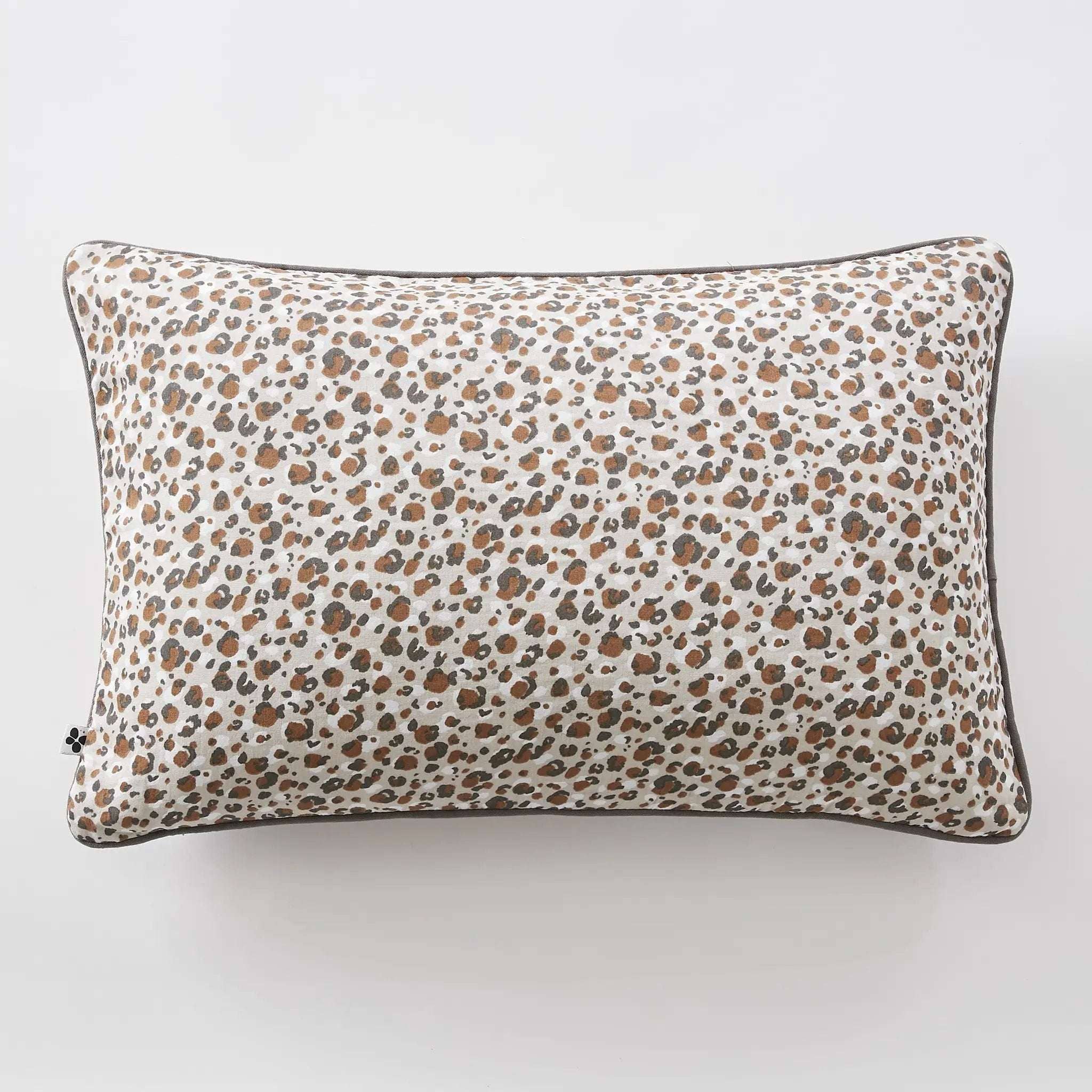 Coussin déhoussable avec passepoil 40 x 60 cm Gaze de coton imprimée LÉONIE by L'effet papillon