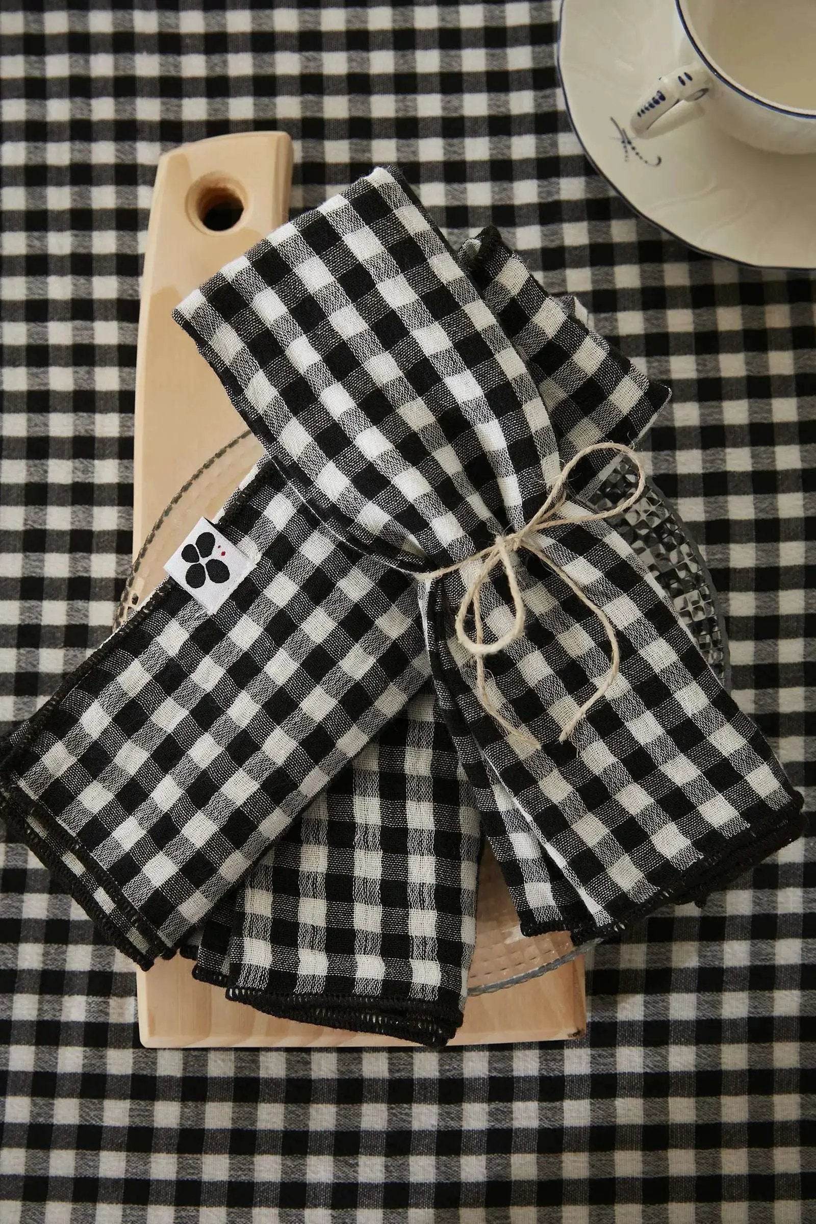 Lot de 3 serviettes 40 x 40 cm Gaze de coton tissée teinte VICKIE Truffe by L'effet papillon