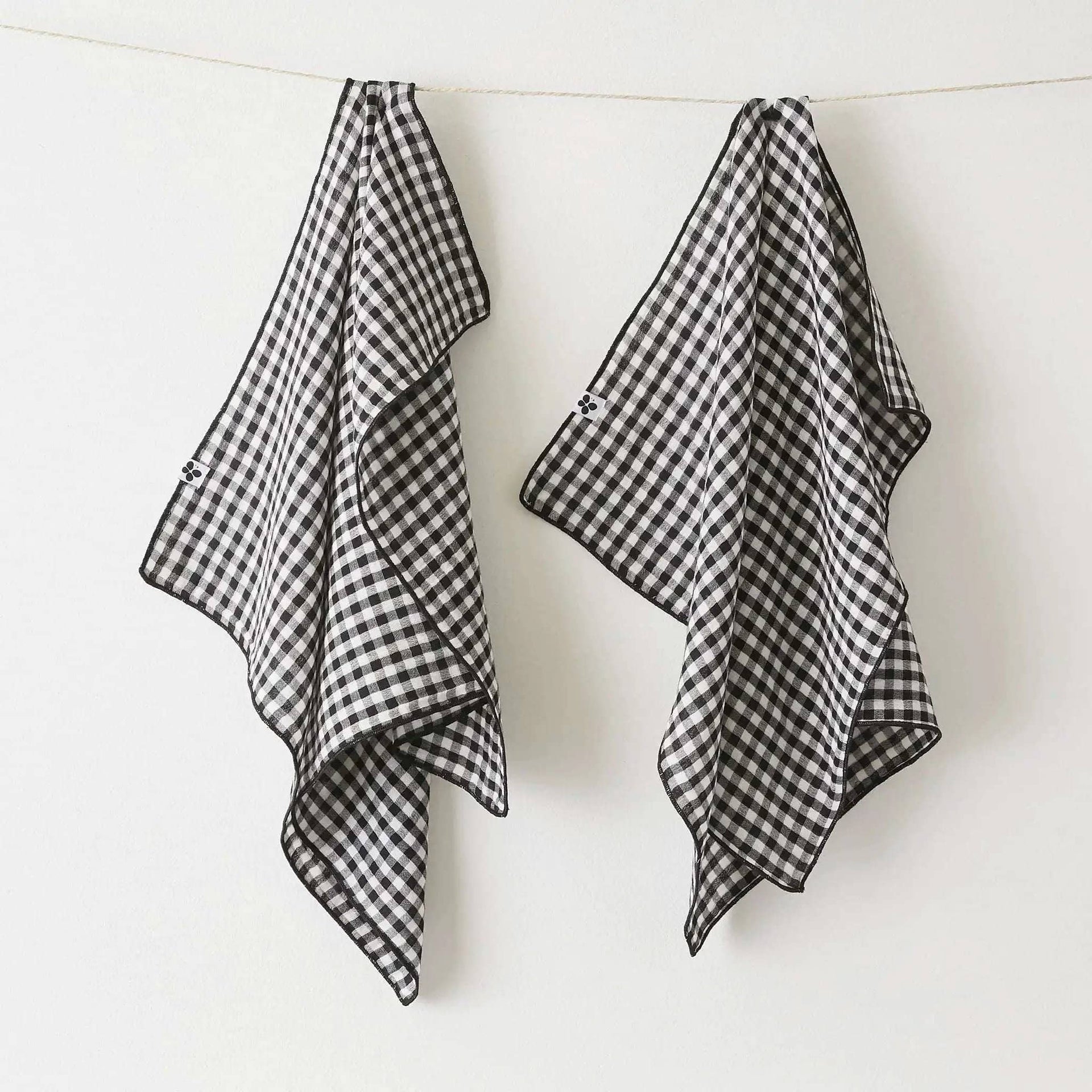 Lot de 2 essuie-mains 50 x 70 cm Gaze de coton tissée teinte VICKIE Truffe by L'effet papillon