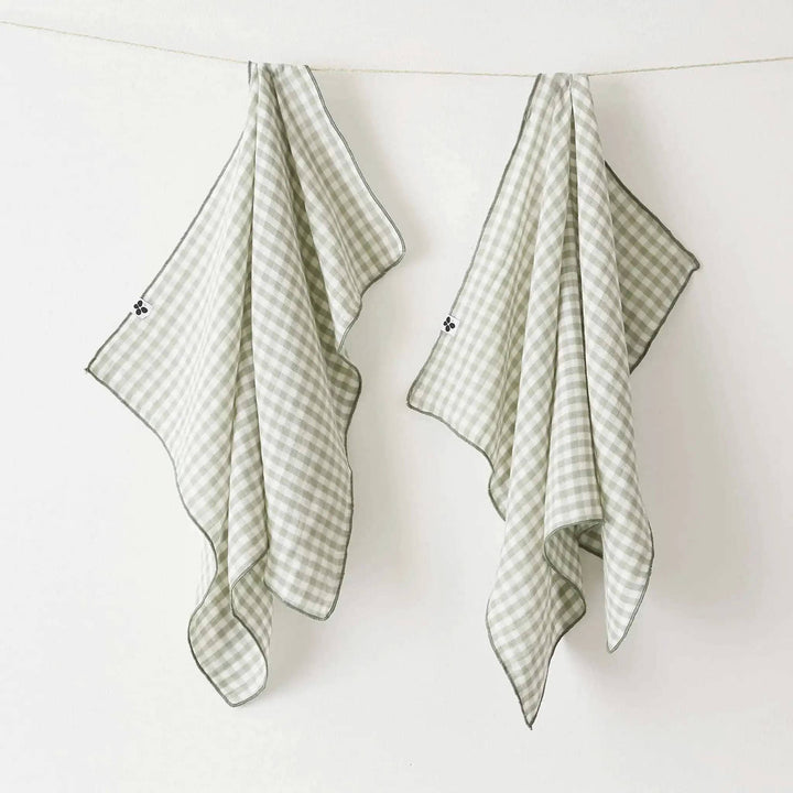 Lot de 2 essuie-mains 50 x 70 cm Gaze de coton tissée teinte VICKIE Eucalyptus by L'effet papillon