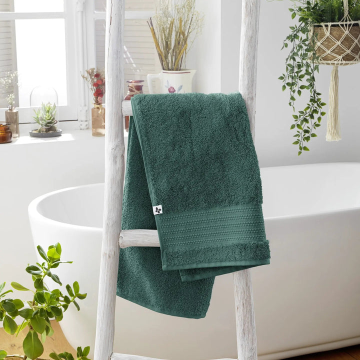 Serviette de toilette 50 x 90 cm Éponge unie GARANCE Emeraude by L'effet papillon