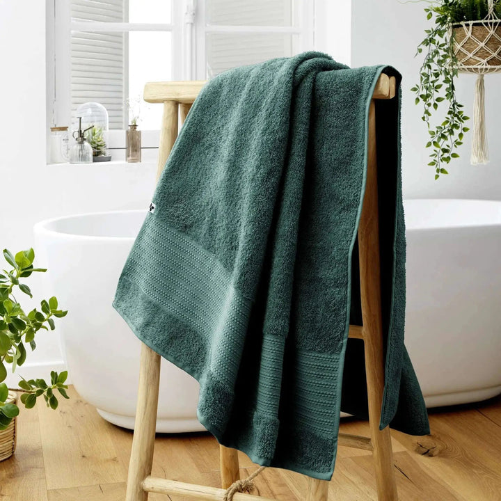 Drap de bain 90 x 150 cm Éponge unie GARANCE Emeraude by L'effet papillon