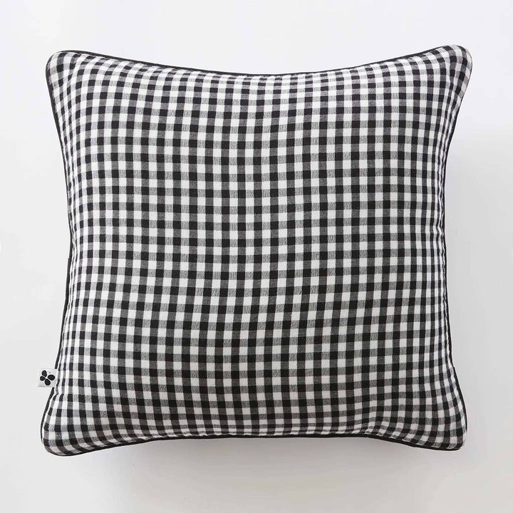 Coussin déhoussable avec passepoil Gaze de coton tissée teinte VICKIE Truffe by L'effet papillon