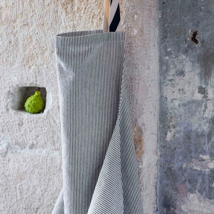 Tablier de cuisine Finette Caviar 90 x 75 by La Cerise sur le Gâteau