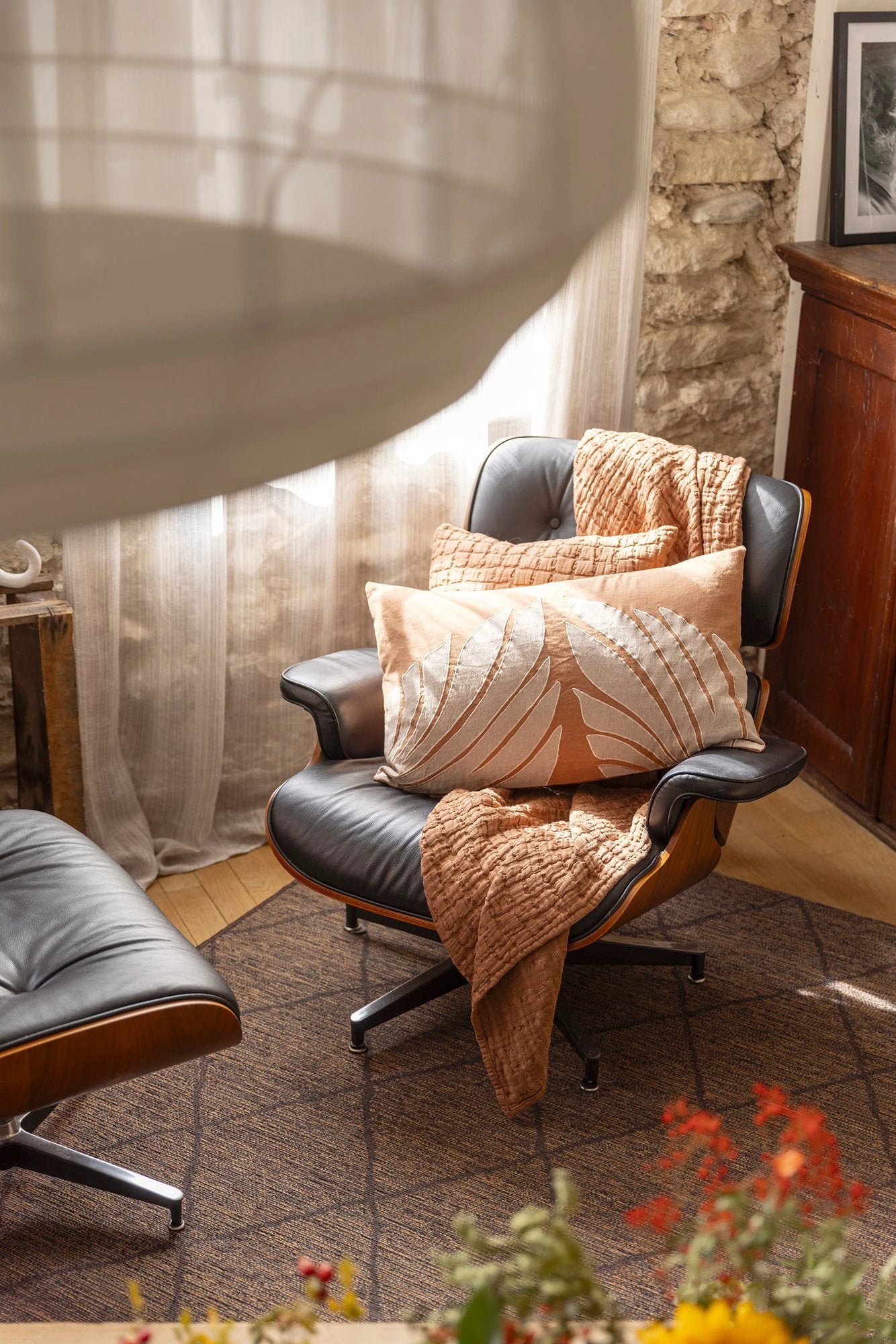 Coussin Nilos Cèdre by Vivaraise
