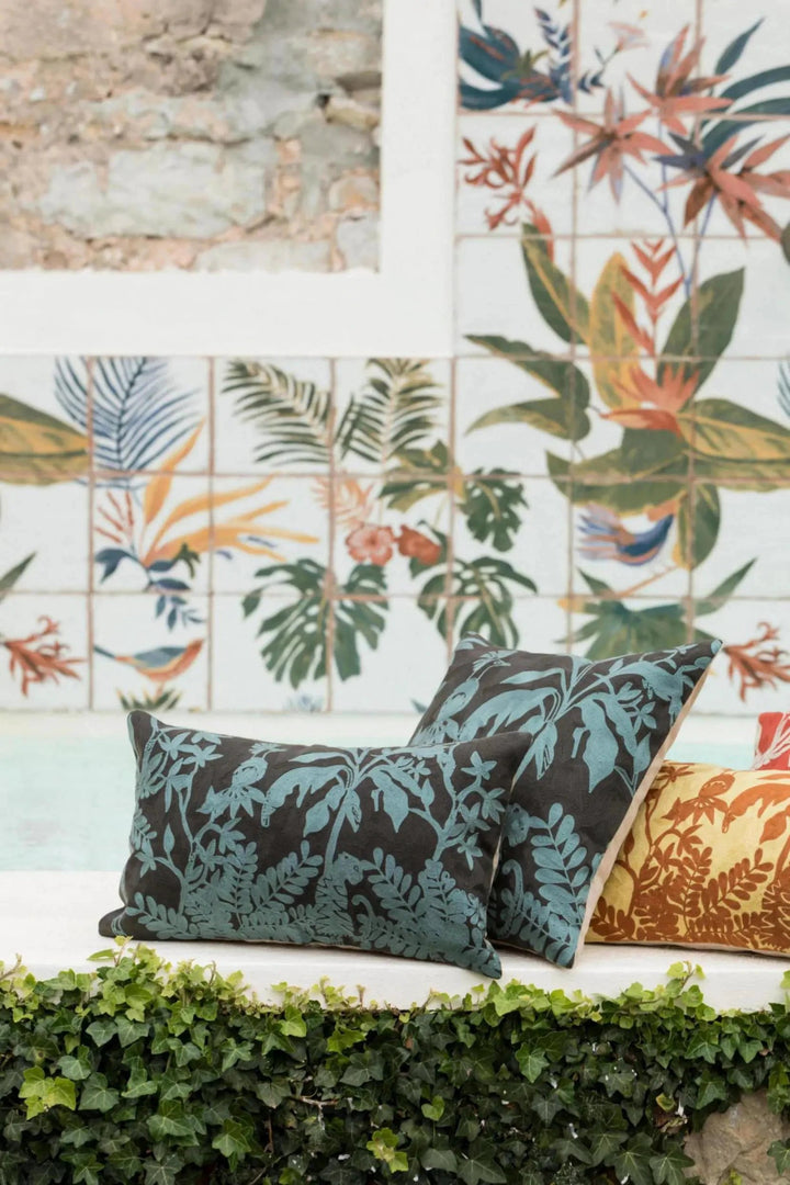 Coussin brodé Raki by Vivaraise