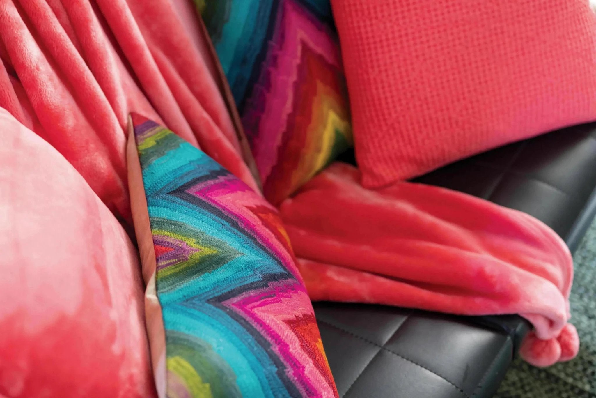 Plaid Tender pompons 130 X 170 by Vivaraise