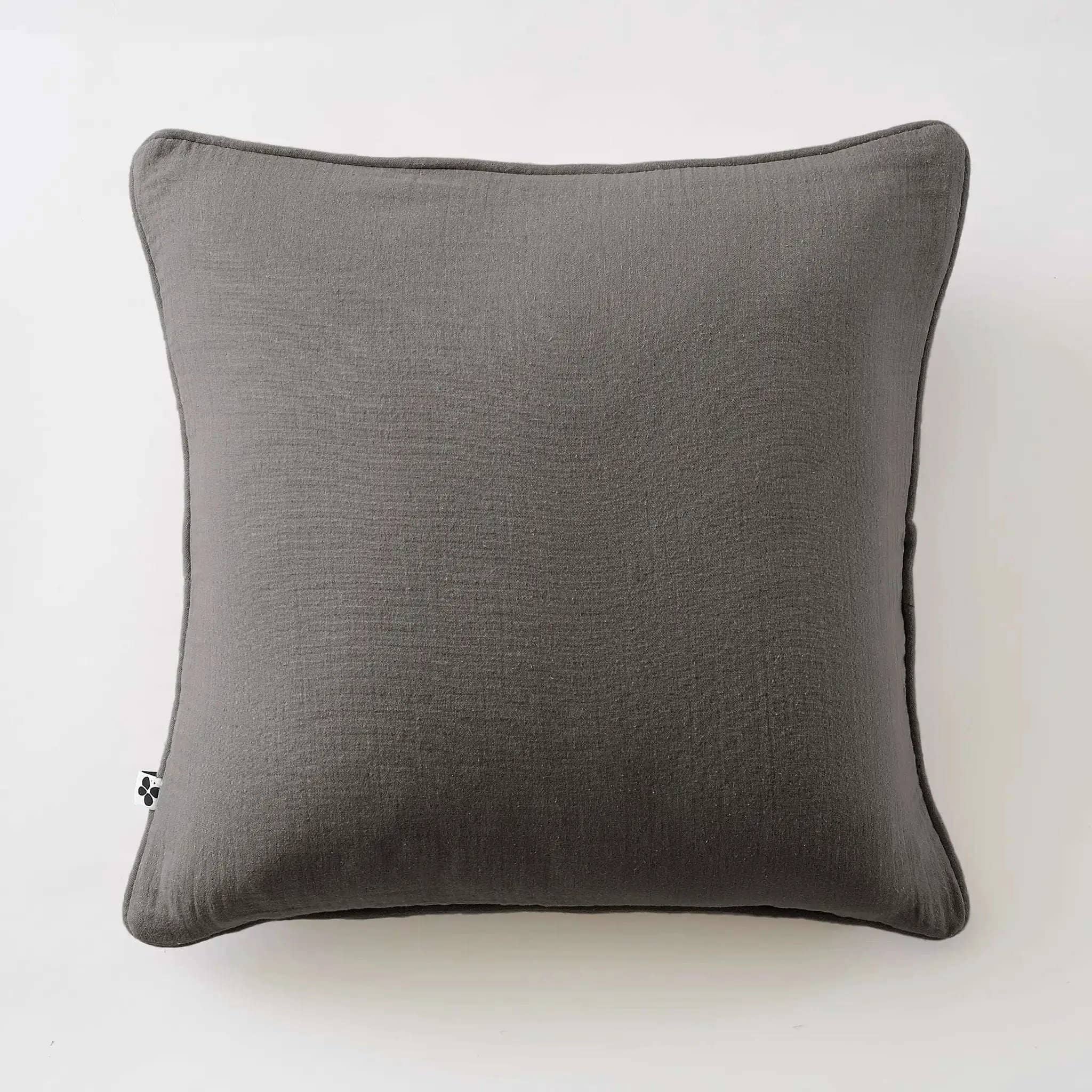 Coussin déhoussable avec passepoil Gaze de coton unie GAÏA Granit by L'effet papillon