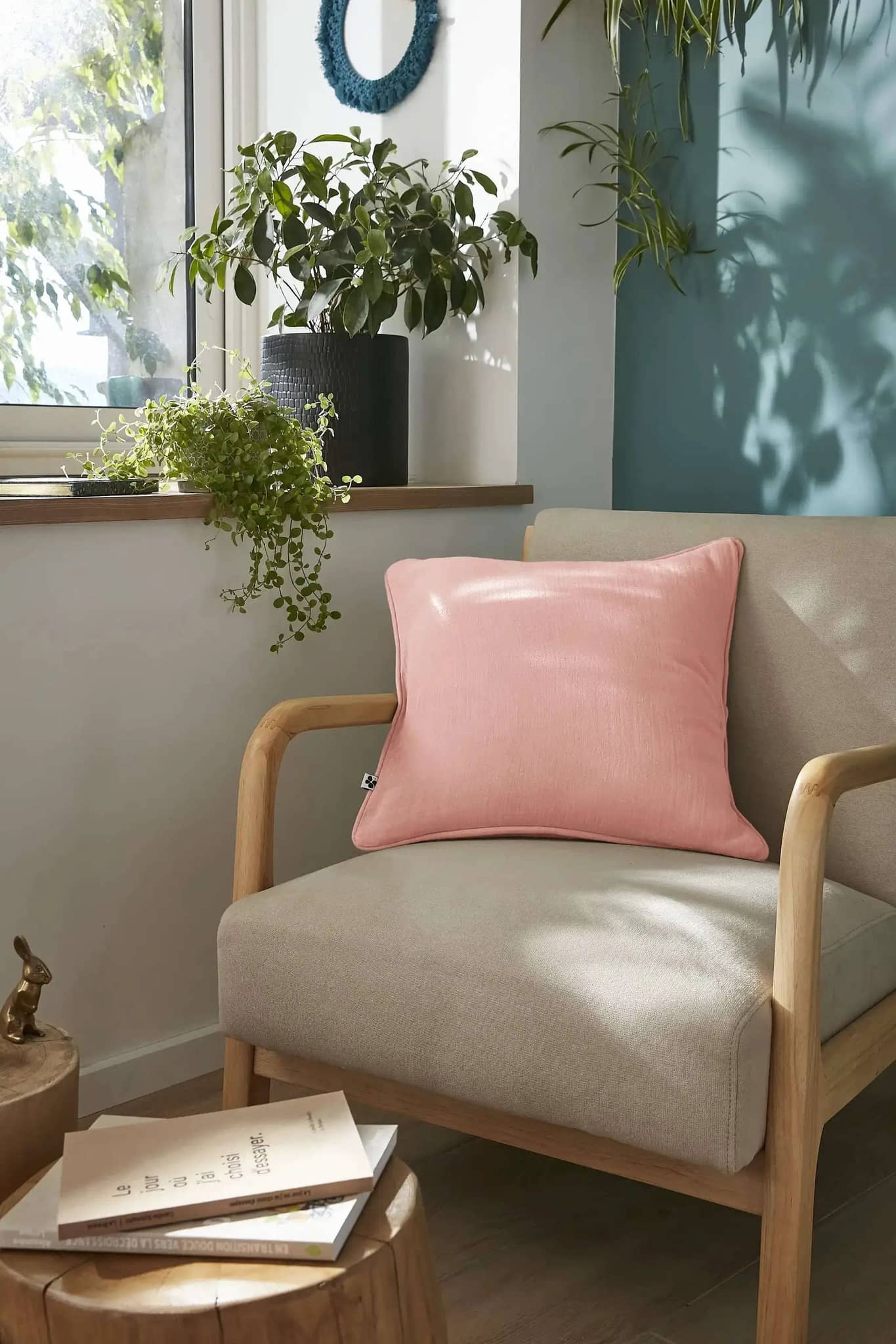 Coussin déhoussable avec passepoil Gaze de coton unie GAÏA Rose pêche by L'effet papillon