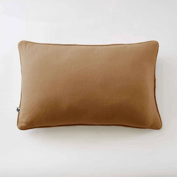 Coussin déhoussable avec passepoil Gaze de coton unie GAÏA Camel by L'effet papillon