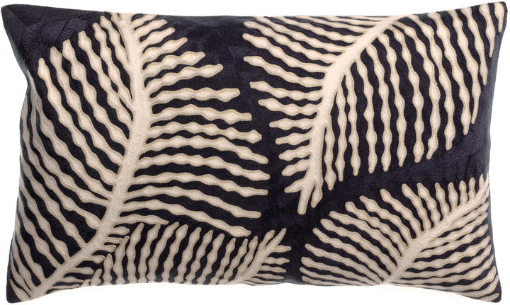 Coussin brodé Flora by Vivaraise