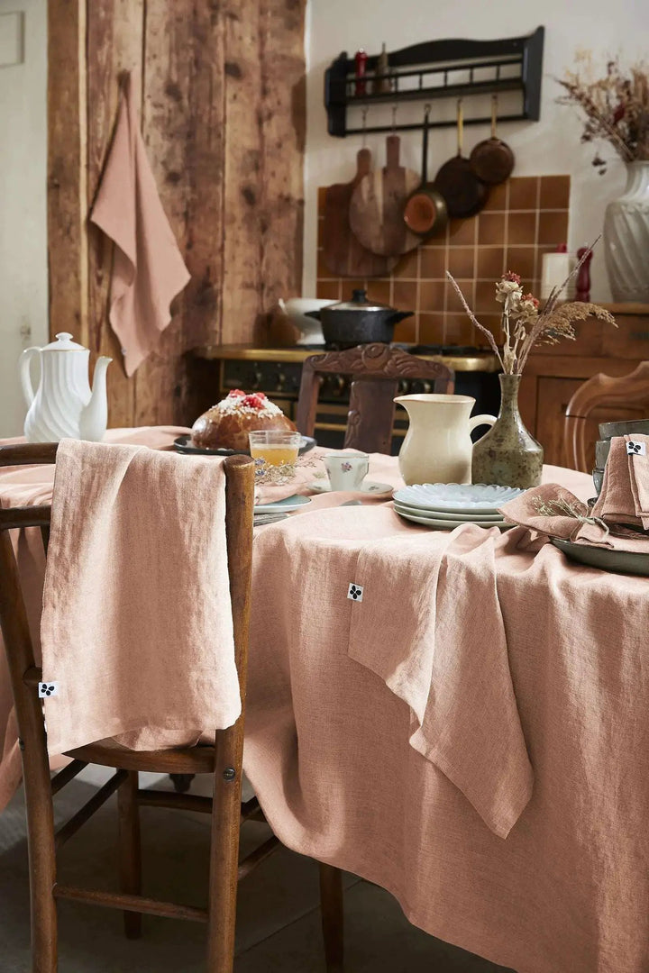 Nappe rectangle Lin lavé SOLINE Vieux rose by L'effet papillon