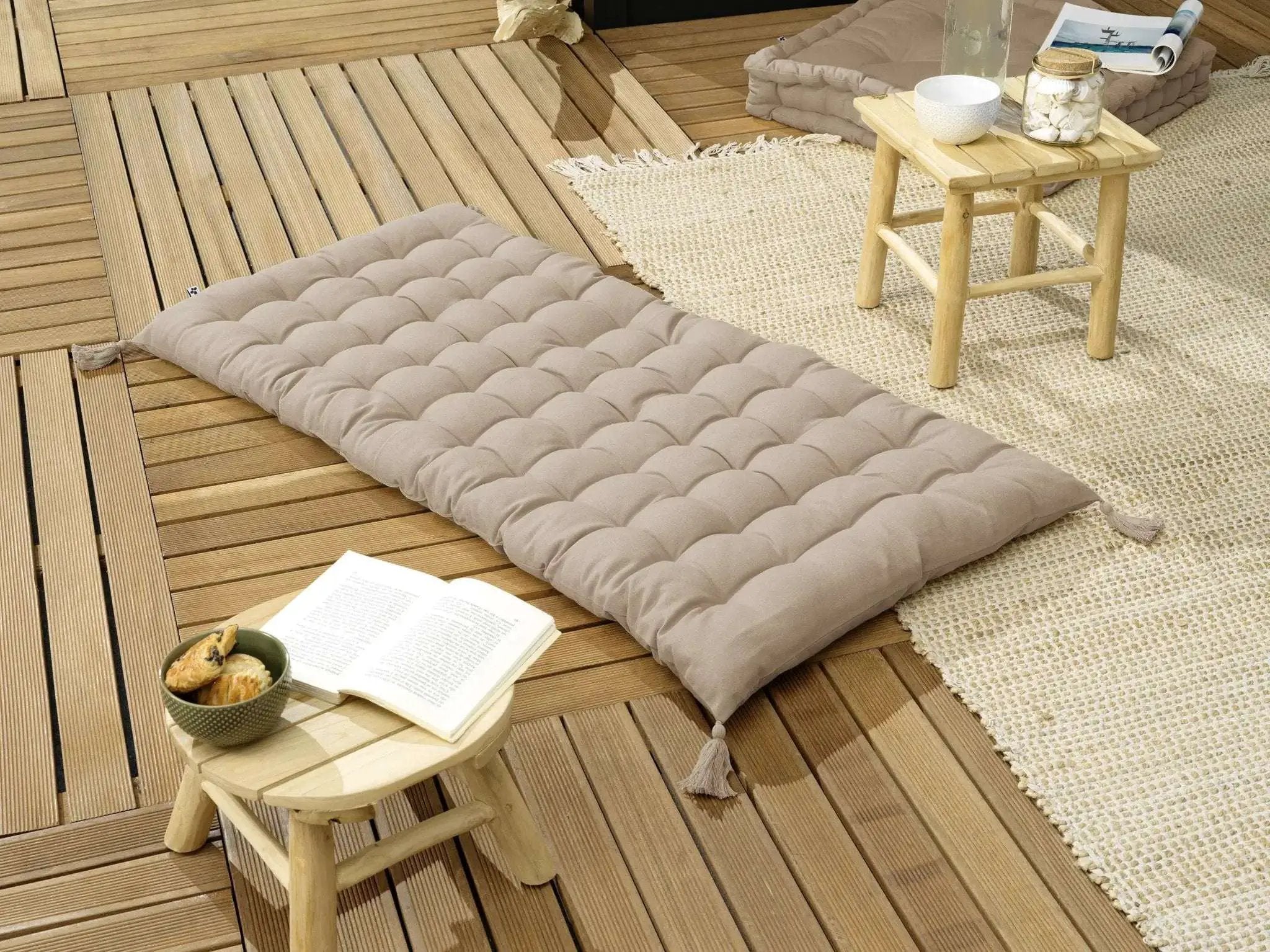 Matelas de sol avec pompons 60 x 120 cm Coton uni KALA Ficelle by L'effet papillon