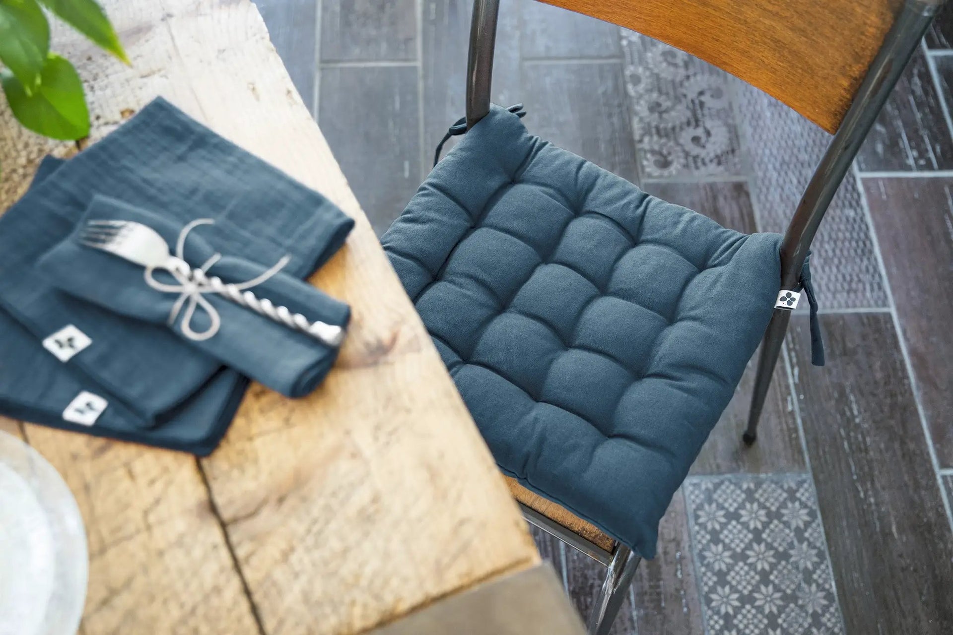 Assise matelassée 38 x 38 cm Coton uni KALA Bleu Jean by L'effet papillon