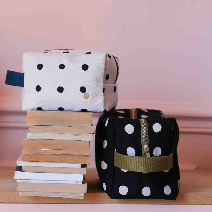 Trousse cube Mia Caviar La Cerise sur le Gâteau