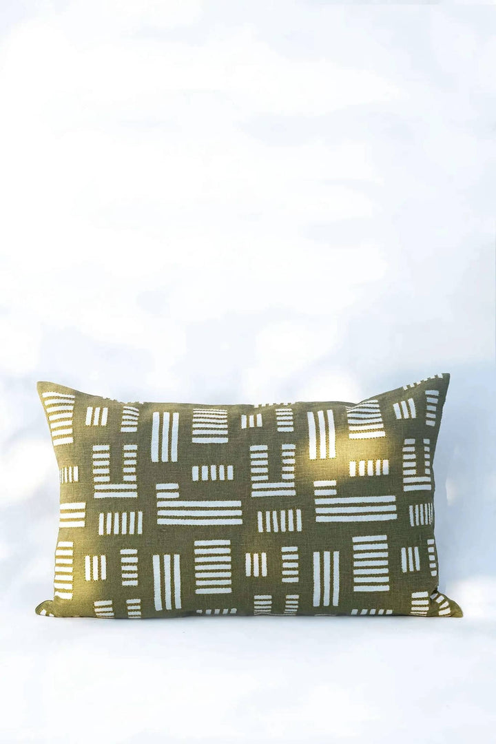 Housse de Coussin ANVAYA - Broderie sur Sérigraphie - Kaki by No-mad