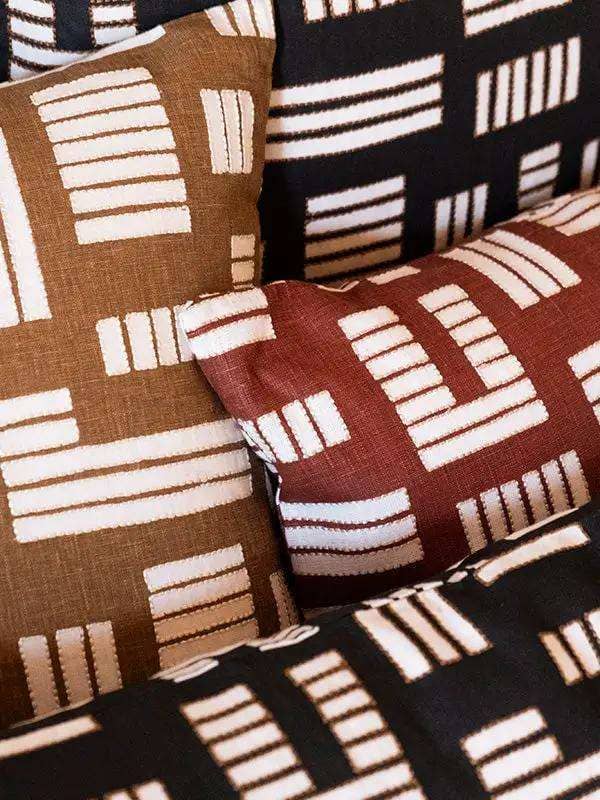 Housse de Coussin ANVAYA - Broderie sur Sérigraphie - Terracotta by No-mad