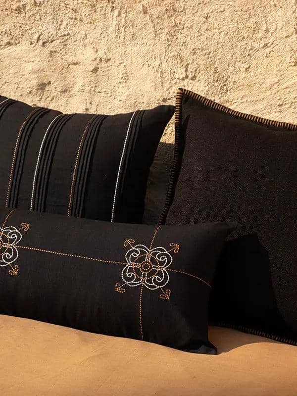 Coussins Lombaires ADHYARU - Broderie sur Coton Lin - Noir/Tabac by No-mad
