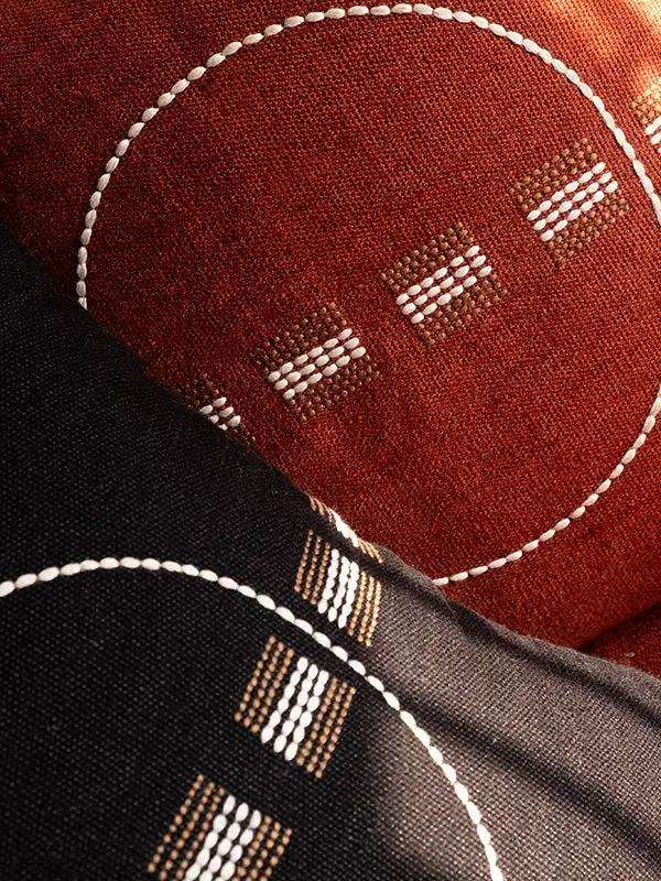 Housse de Coussin SHUNYA - Broderie sur Coton Jute - Terracotta by No-mad