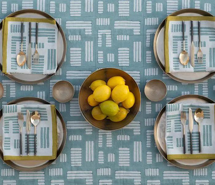 Nappe INSIA - Impression au Tampon sur Coton Lin - Bleu Doux/Citron Vert by No-mad
