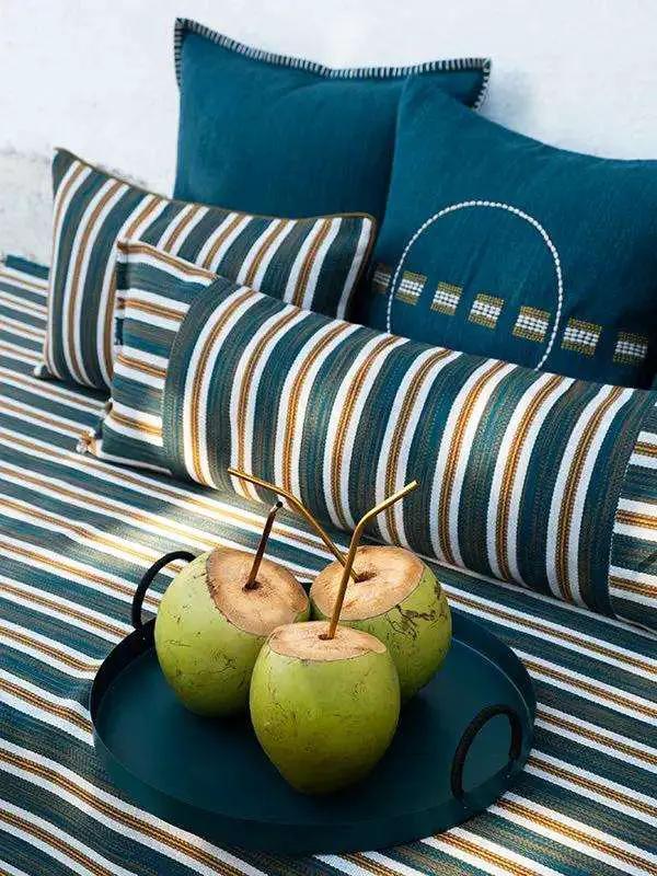 Housse de Coussin PRATHA - Rayure Mashru - Kaki/Vert Canard by No-mad