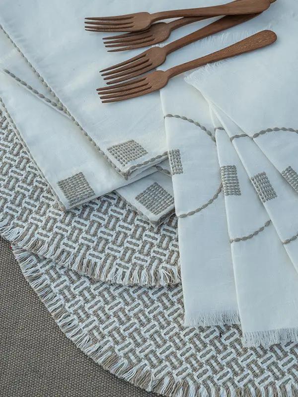 Serviettes Cocktail SHUNYA - Broderie sur Coton Lin - Ivoire/Taupe by No-mad