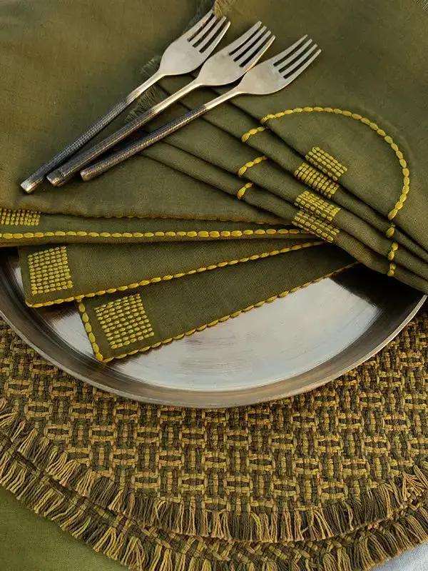 Chemins de Table BUNAI - Kaki by No-mad