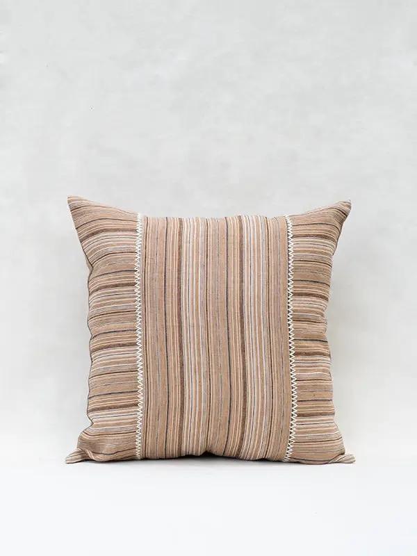 Housse de Coussin KINTSU - Broderie sur Lin - Beige by No-mad