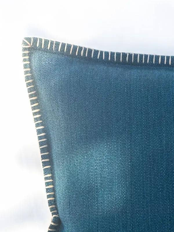 Housse de Coussin PRAKRIT - Broderie sur Coton Jute - Vert Canard by No-mad