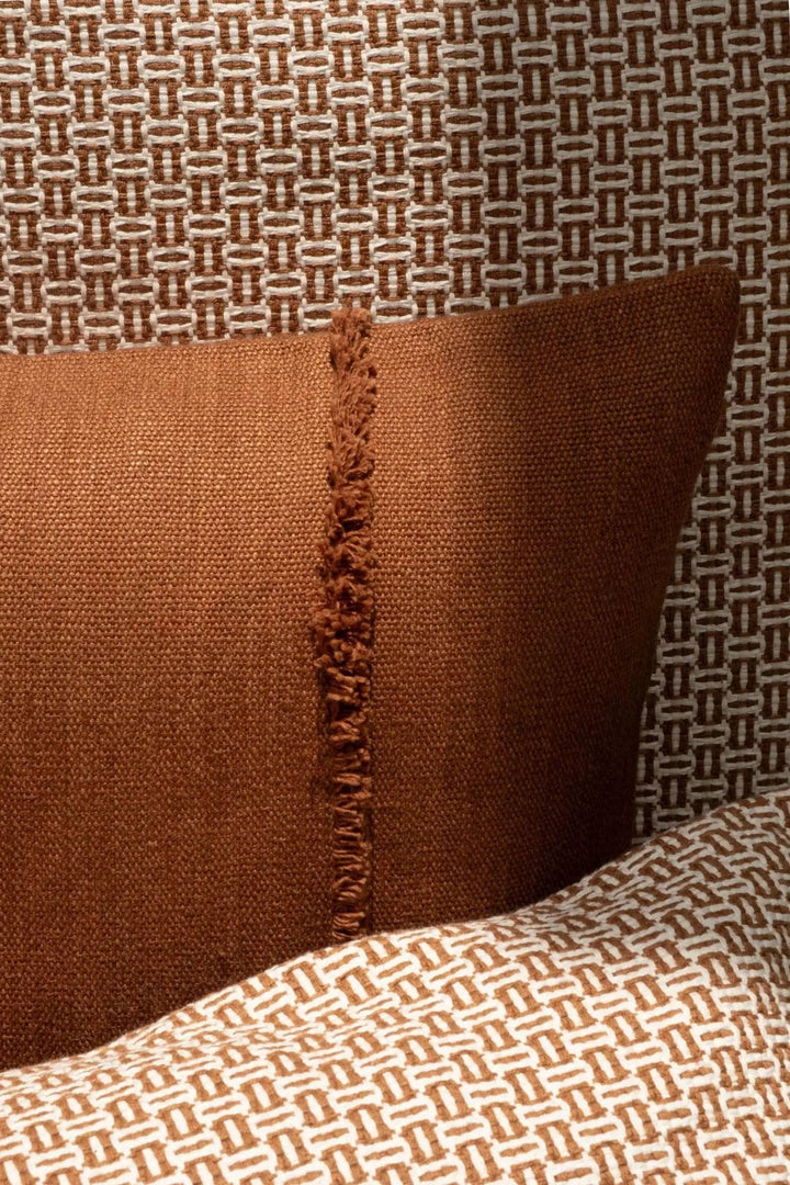 Housse de Coussin PRANIT - Détails Effilochés à la Main - Tabac by No-mad