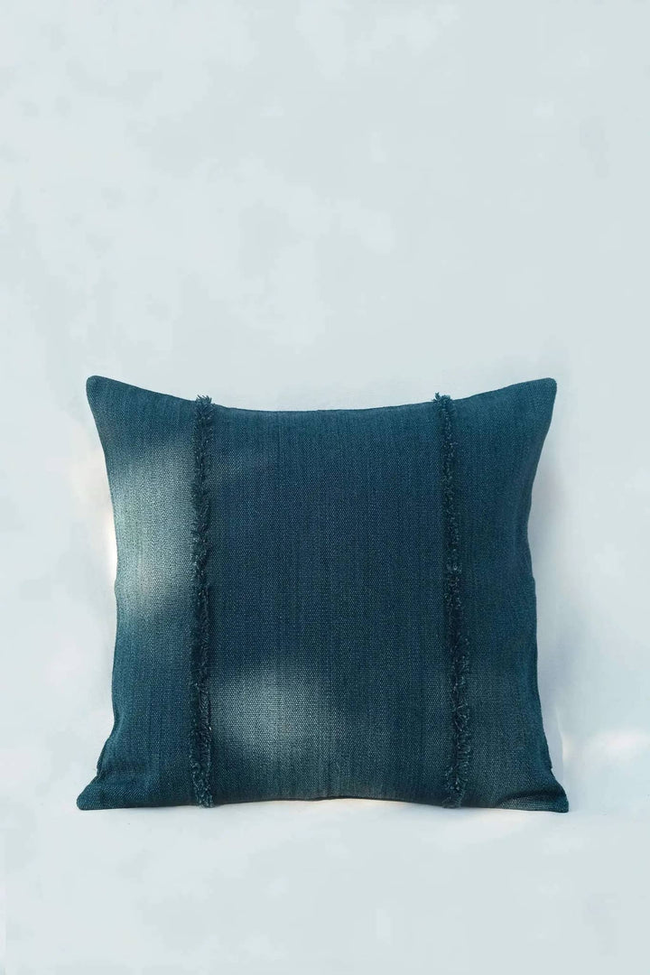 Housse de Coussin PRANIT - Détails Effilochés à la Main - Vert Canard by No-mad