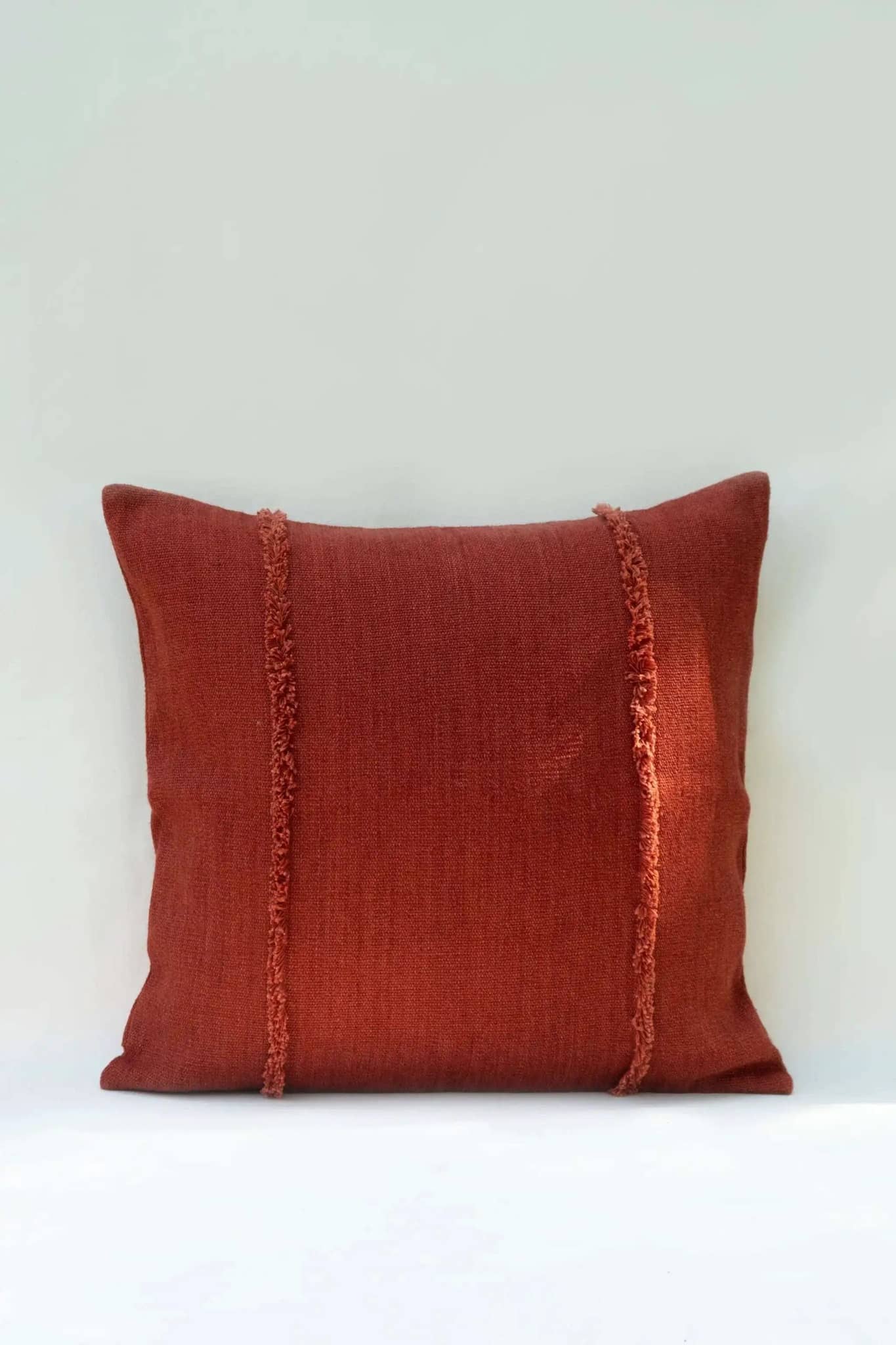Housse de Coussin PRANIT - Détails Effilochés à la Main - Terracotta by No-mad