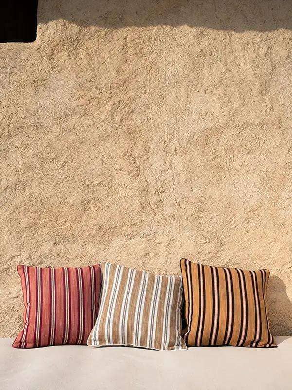 Housse de Coussin PRATHA - Rayure Mashru - Vieux Rose/Cramoisi by No-mad