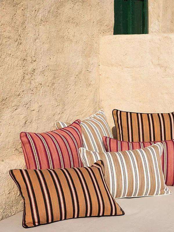 Housse de Coussin PRATHA - Rayure Mashru - Sudan (Ocre/Noir) by No-mad