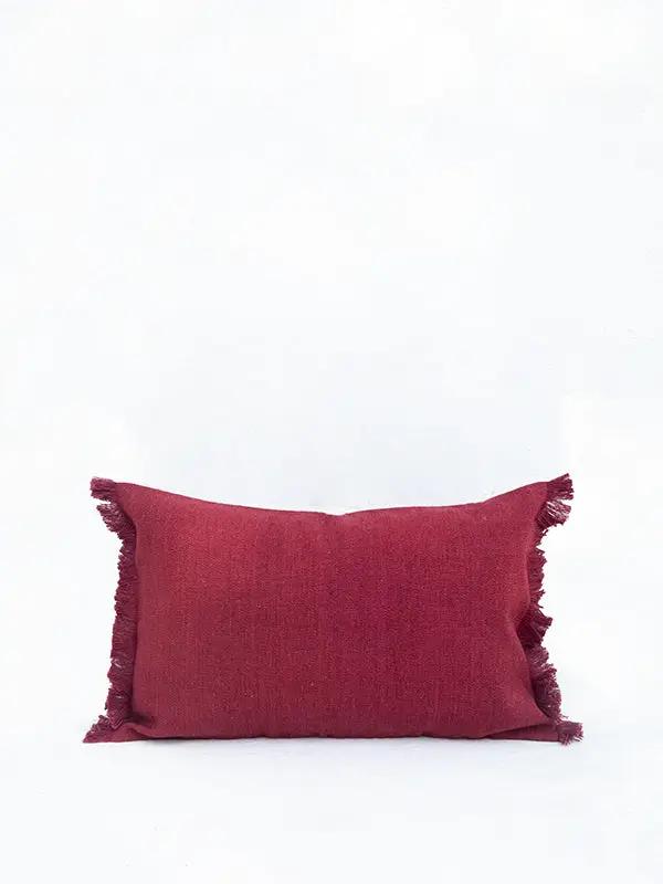 Housse de Coussin PRERIT - Bords Effilochés à la Main - Cramoisi by No-mad