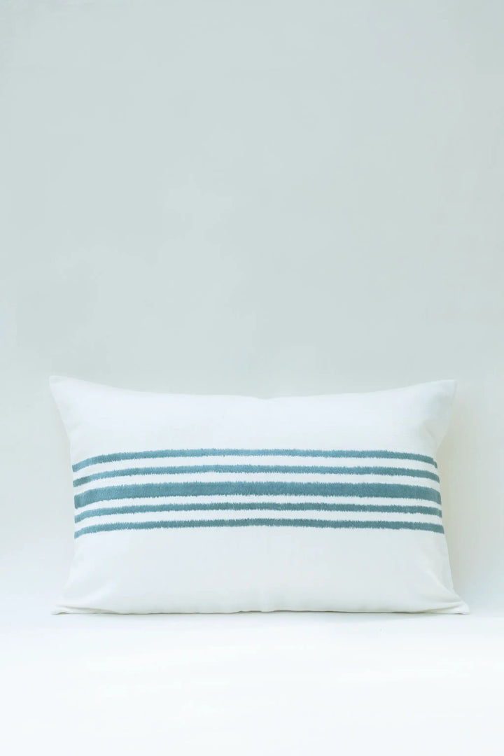Housse de Coussin RAKU - Broderie sur Coton Lin - Bleu Doux by No-mad