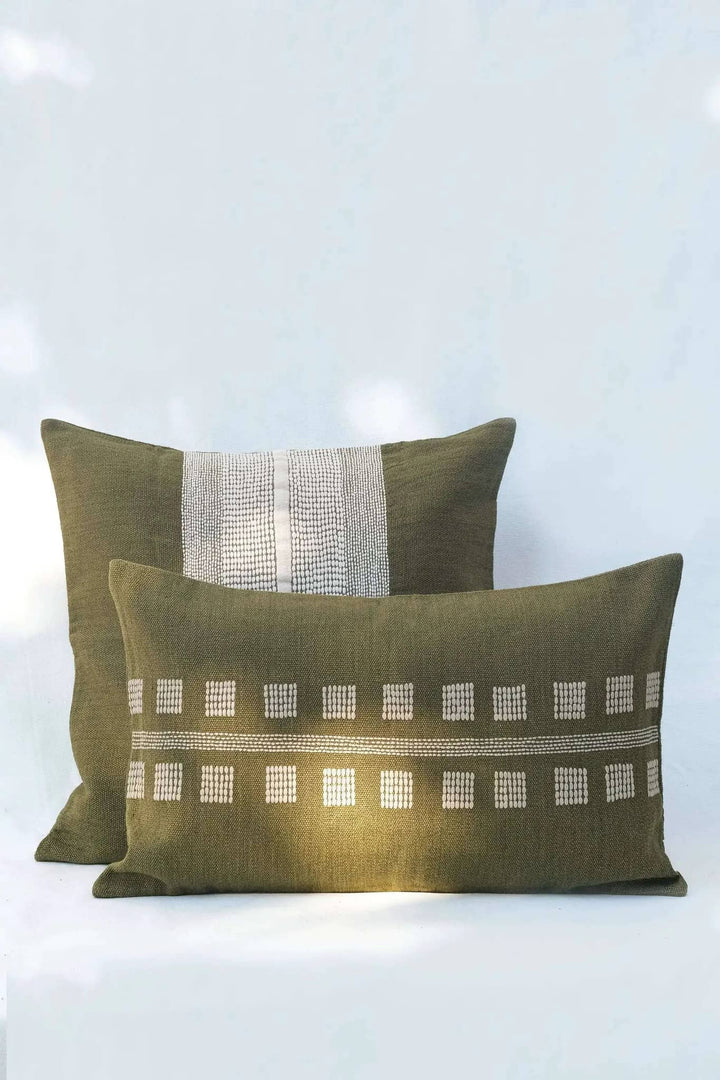 Housse de Coussin CHAKHON - Broderie sur Coton Jute - Kaki by No-mad