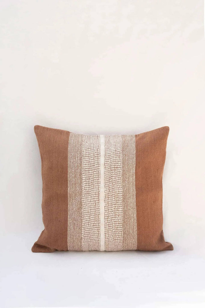 Housse de Coussin REKH - Broderie sur Coton Jute - Tabac by No-mad