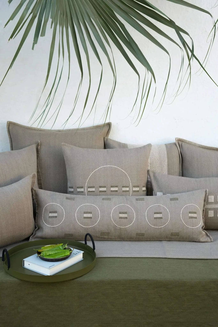 Housse de Coussin CHAKHON - Broderie sur Coton Jute - Taupe by No-mad