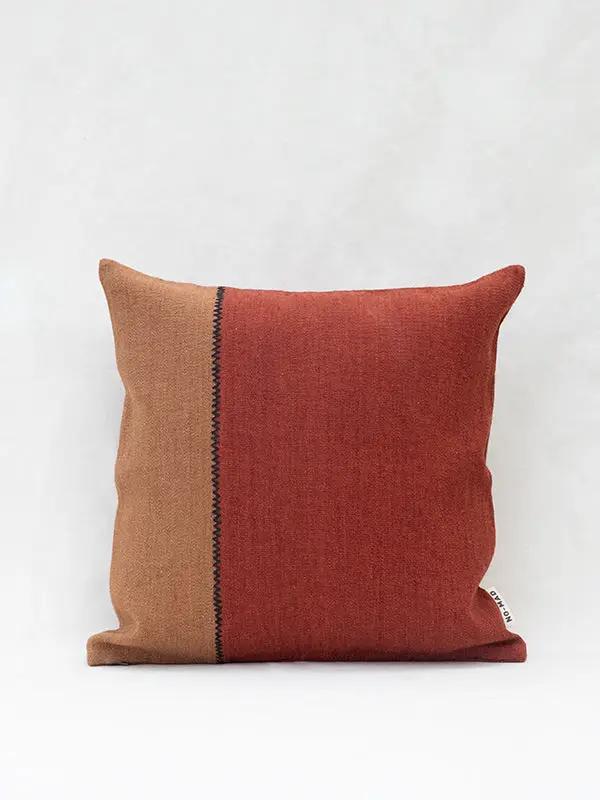 Housse de Coussin SEEVAN - Broderie sur Coton Jute - Terracotta/Tabac by No-mad