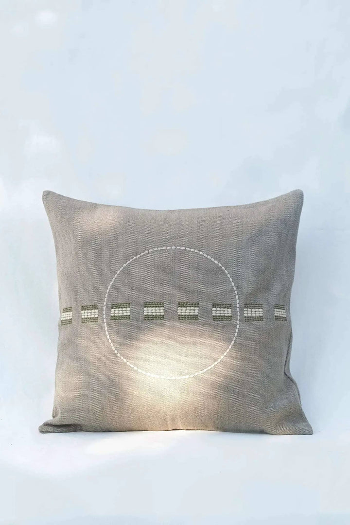 Housse de Coussin SHUNYA - Broderie sur Coton Jute - Taupe by No-mad