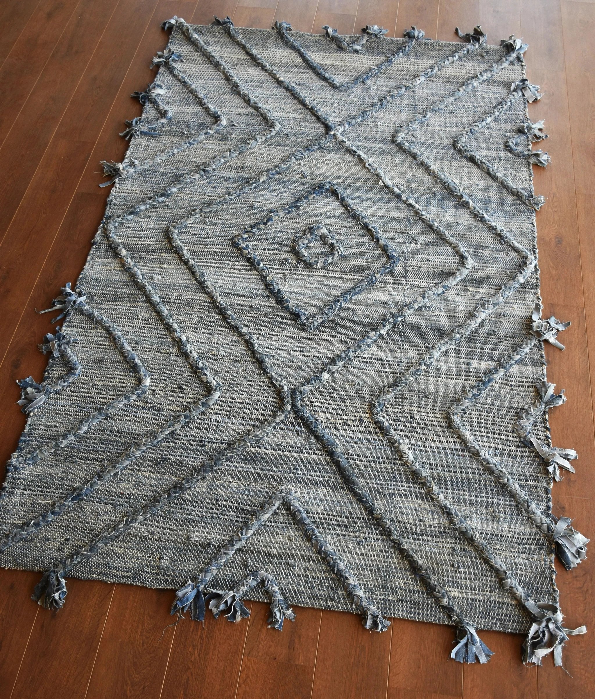 Tapis Worgan denim Bleu/ivoire by The Rug Republic
