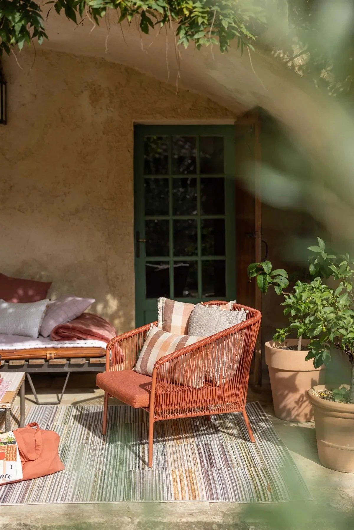 Tapis Bianca outdoor by Vivaraise
