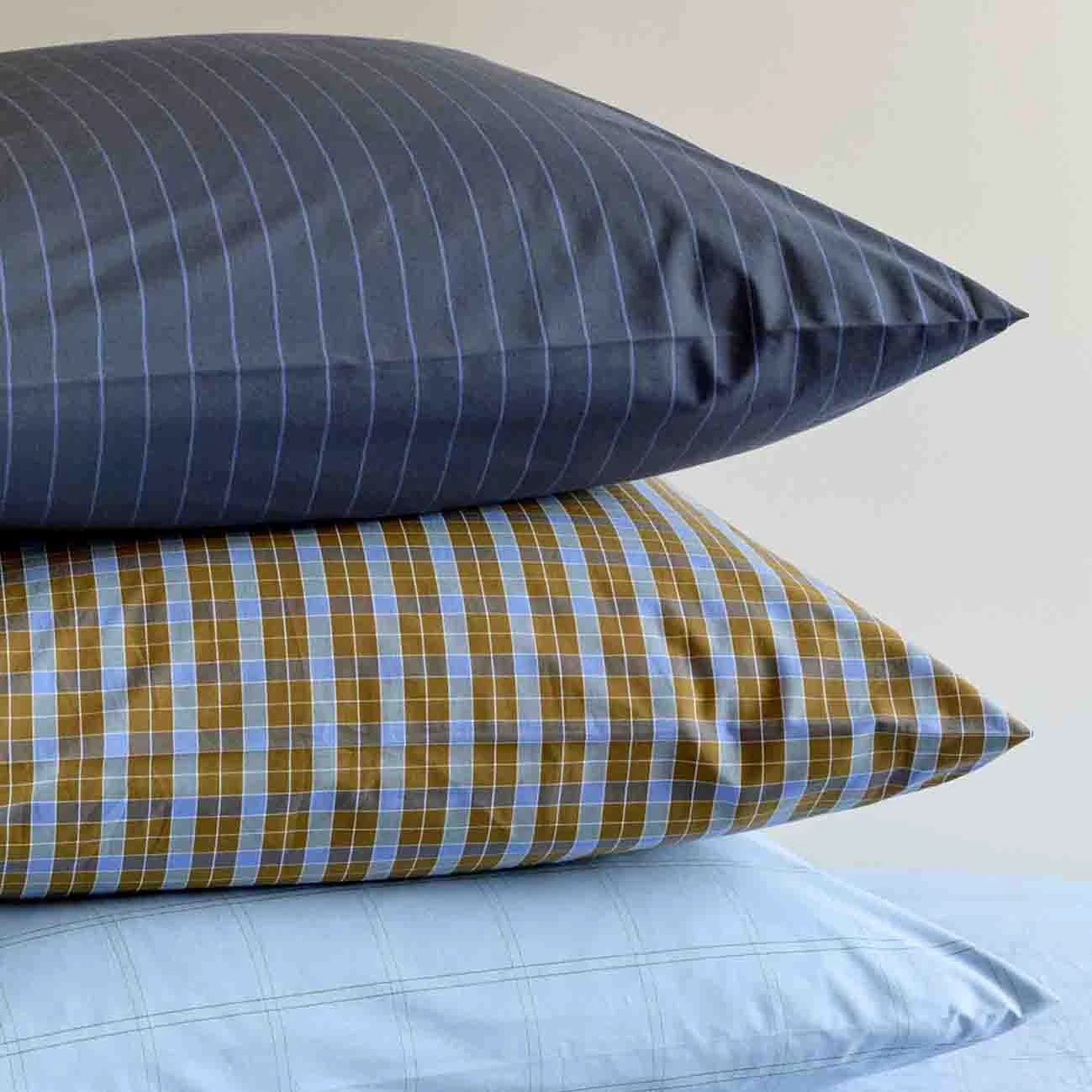 Taie d'oreiller Line Blue by La Cerise sur le Gâteau