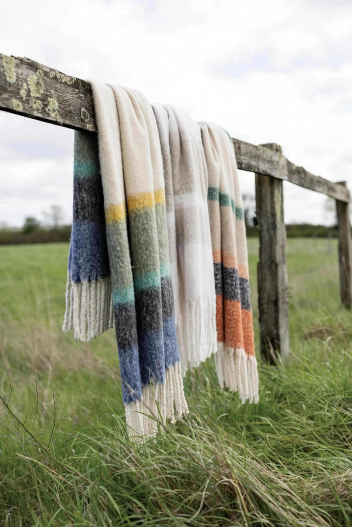 Plaid rayé recyclé Isabel 130 x 160 by Vivaraise