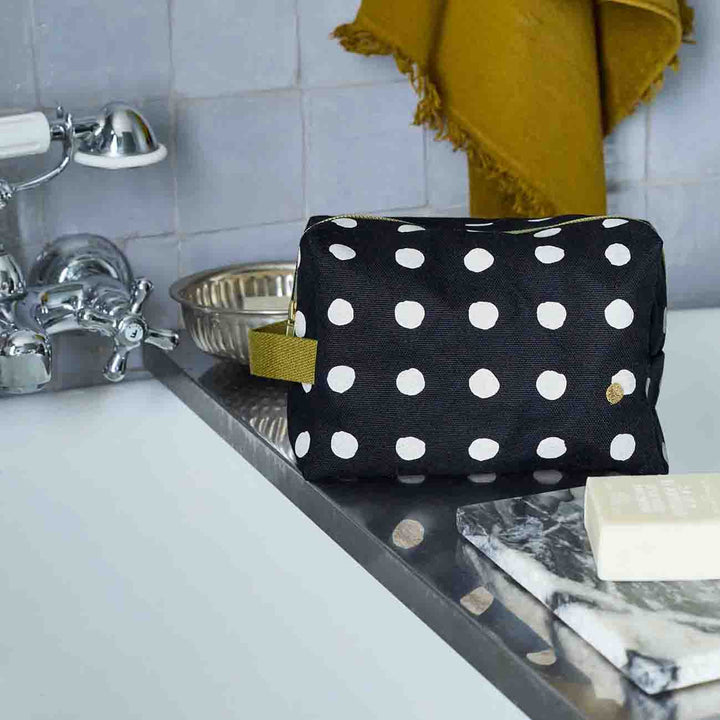 Trousse cube Mia Caviar La Cerise sur le Gâteau
