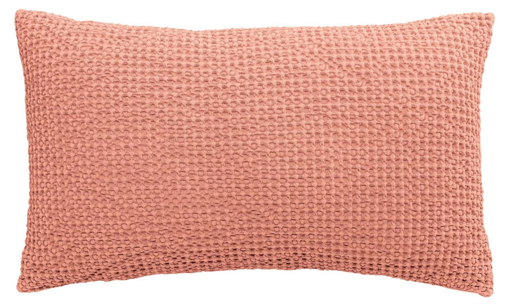 Coussin décoratif jaune Vivaraise avec texture tissée en relief pour un décor élégant