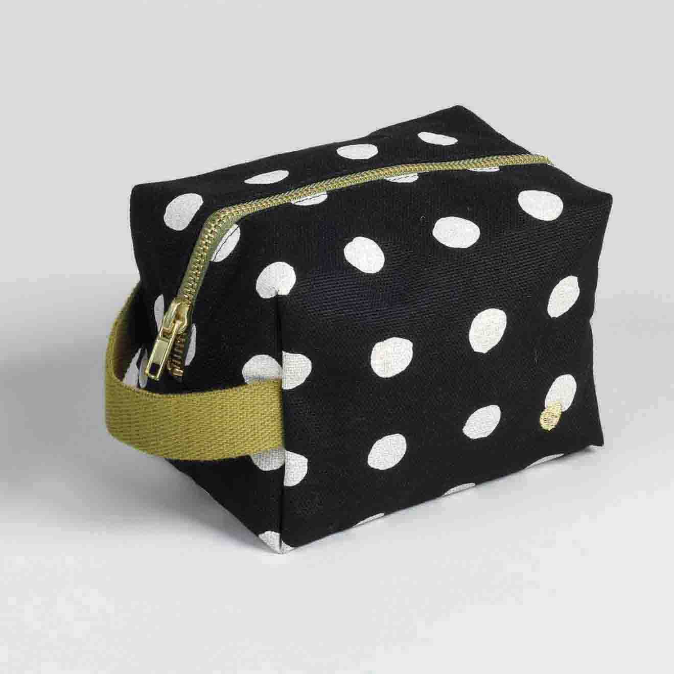 Trousse de toilette Mia Caviar La Cerise sur le Gâteau