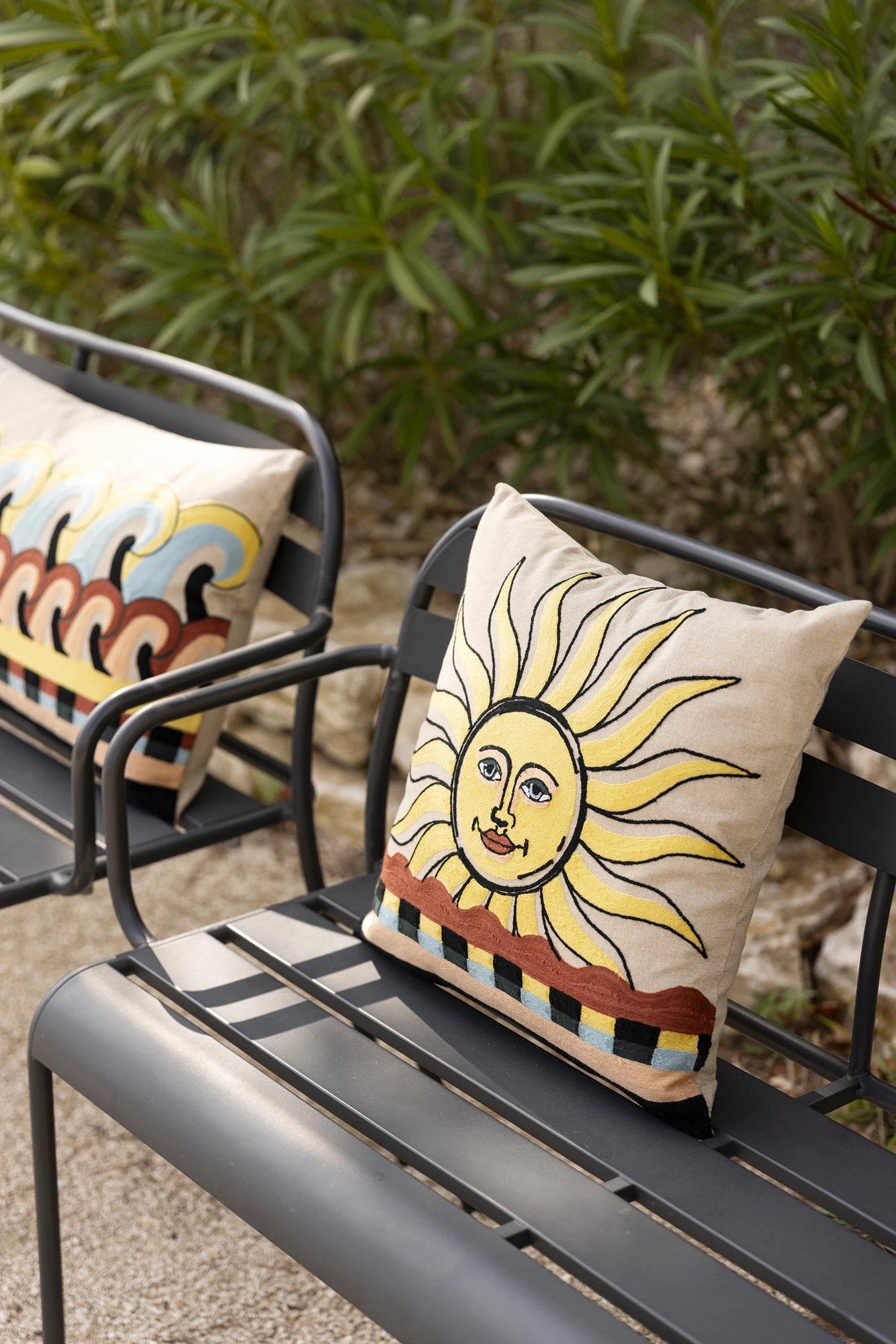Coussin brodé Adria Multico by Vivaraise